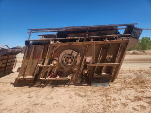 DEISTER Vibrating Wash Screens - (3)-Three Deister 6’ wide x 16’ long three deck incline vibrating “Wash Screens”